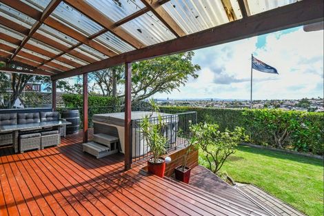 Photo of property in 12 Ilex Place, Totara Heights, Auckland, 2105