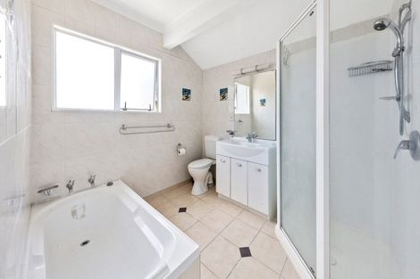 Photo of property in 14 Matarangi Road, East Tamaki, Auckland, 2013