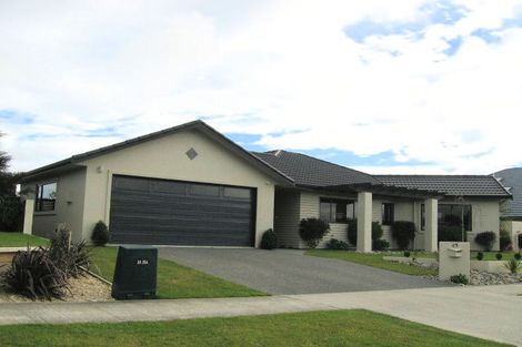 Photo of property in 45 Cashmere Drive, Fitzherbert, Palmerston North, 4410