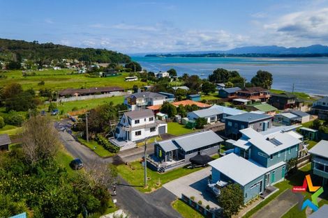 Photo of property in 16 Tatai Road, Bowentown, Waihi Beach, 3177