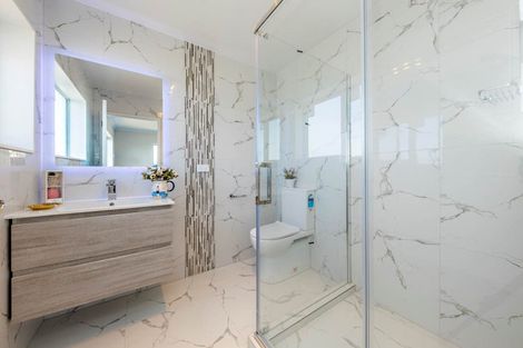 Photo of property in 16 Te Aramanu Crescent, Papakura, 2110