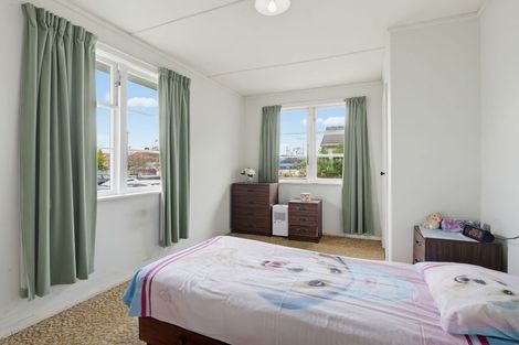 Photo of property in 3 Tyndall Street, Palmerston North, 4414