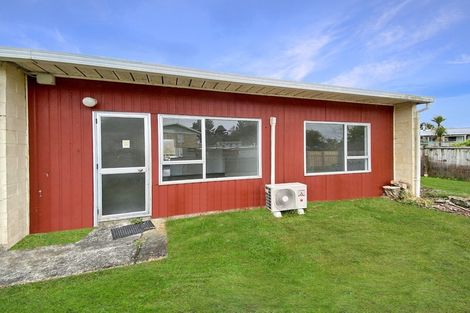 Photo of property in 37 Edward Street, Tokoroa, 3420