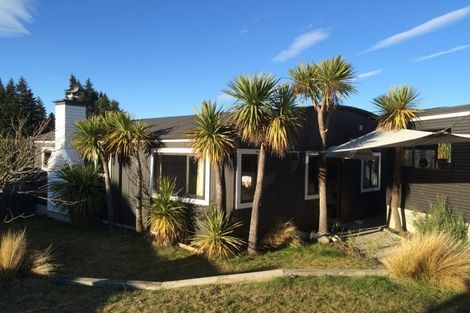 Photo of property in 9 Aspinall Street, Wanaka, 9305