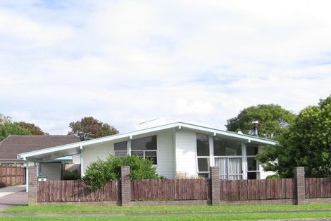 Photo of property in 81 Sunderlands Road, Half Moon Bay, Auckland, 2012