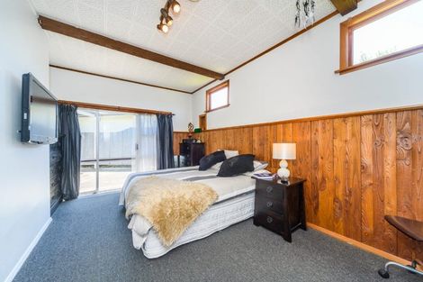 Photo of property in 138 Ruamahanga Crescent, Terrace End, Palmerston North, 4410