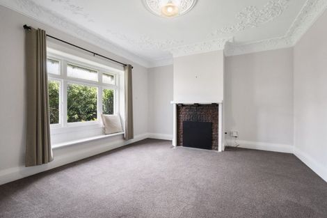 Photo of property in 11 Lyndhurst Street, Takaro, Palmerston North, 4412