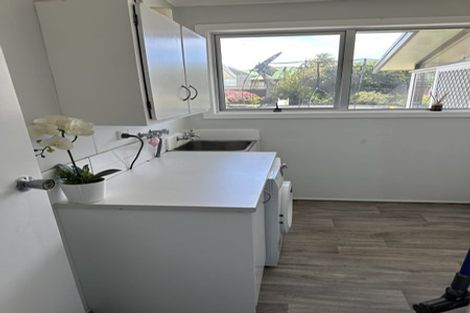 Photo of property in 31 Hutchins Street, Waitara, 4320