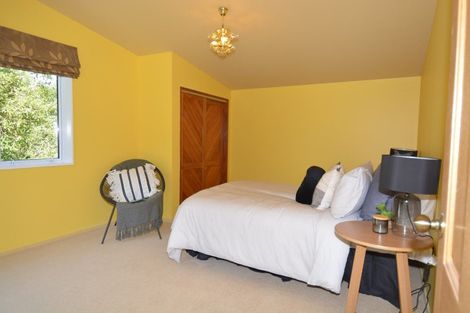 Photo of property in 33 Rakiura Parade, Otatara, Invercargill, 9879