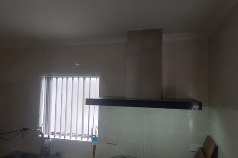 Photo of property in 232 Botany Road, Golflands, Auckland, 2013