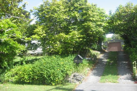 Photo of property in 96 Martin Avenue, Beckenham, Christchurch, 8023