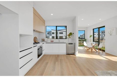 Photo of property in 74 Minhas Road, Papakura, 2110