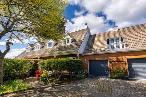 Photo of property in 69 Glenross Street, Glenross, Dunedin, 9011