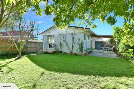 Photo of property in 6/7 Willerton Avenue, New Lynn, Auckland, 0600