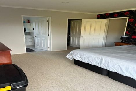 Photo of property in 4 Padstow Place, Camborne, Porirua, 5026