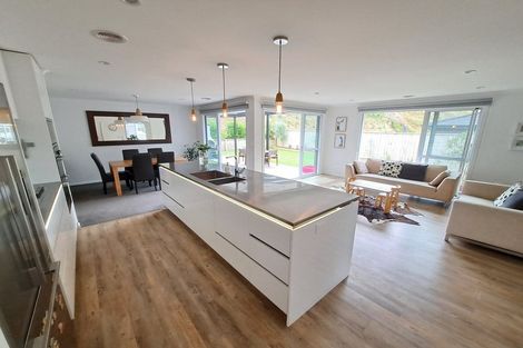 Photo of property in 35 Banks Boulevard, Whitby, Porirua, 5024