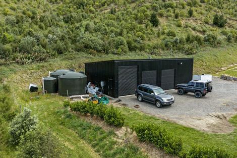 Photo of property in 1409 Taihape Road, Sherenden, Hastings, 4179
