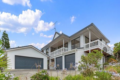 Photo of property in 129 Stapleford Crescent, Browns Bay, Auckland, 0630