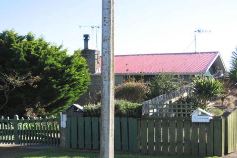 Photo of property in 7 Norton Street, Foxton Beach, Foxton, 4815