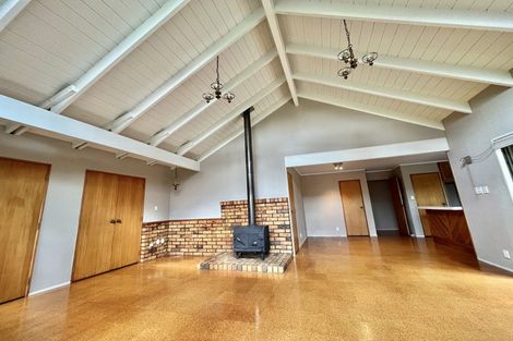 Photo of property in 1236 Great South Road, Runciman, Drury, 2578