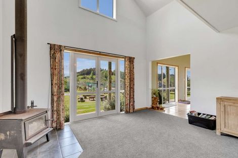 Photo of property in 400 State Highway 3, Kaitoke, Wanganui, 4572