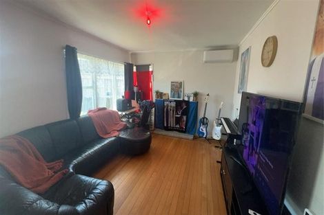 Photo of property in 5 Bolton Place, Otara, Auckland, 2023