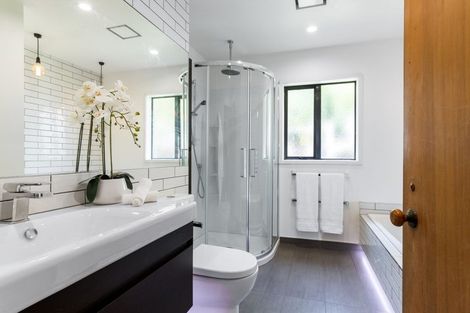 Photo of property in 44 Remarkables Crescent, Frankton, Queenstown, 9300