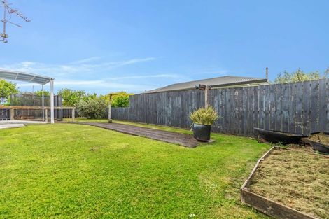 Photo of property in 2a Ranui Street, Ngatea, 3503