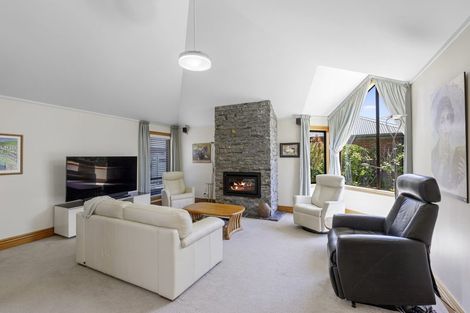 Photo of property in 3 Colin Grove, Hutt Central, Lower Hutt, 5010