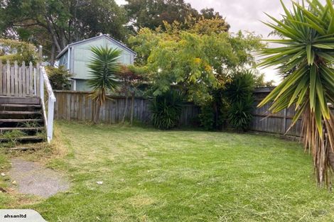 Photo of property in 21 Seabrook Avenue, New Lynn, Auckland, 0600