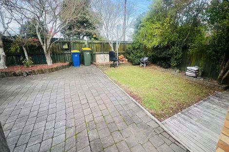 Photo of property in 1/172 Forrest Hill Road, Forrest Hill, Auckland, 0620