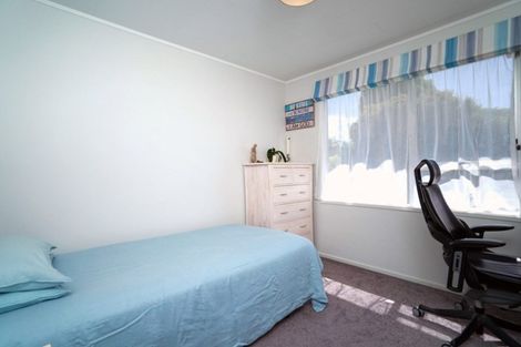 Photo of property in 3 Thorburn Avenue, Red Beach, 0932