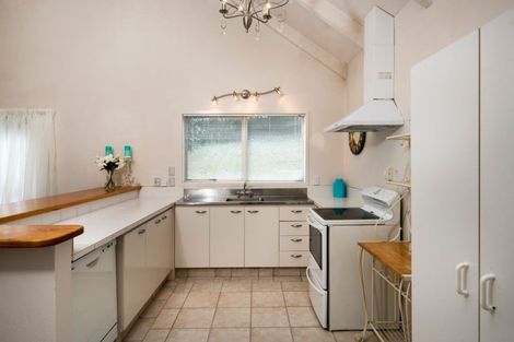 Photo of property in 1/86 Mountbatten Avenue, Hillcrest, Auckland, 0627