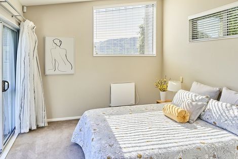 Photo of property in 84a Warwick Street, Wilton, Wellington, 6012