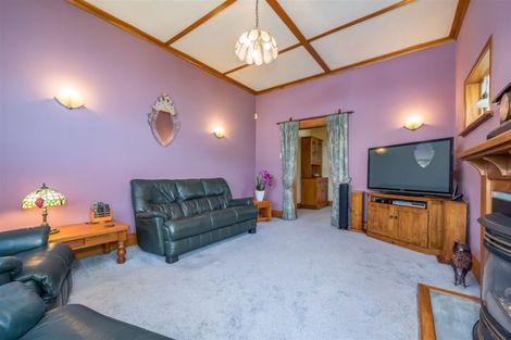 Photo of property in 47 Cambridge Terrace, Waiwhetu, Lower Hutt, 5010