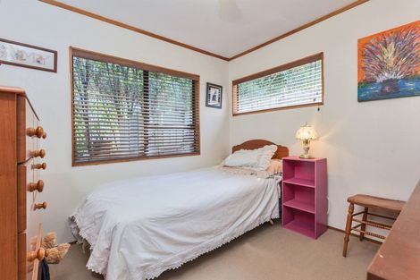 Photo of property in 2/99 Glamorgan Drive, Torbay, Auckland, 0630