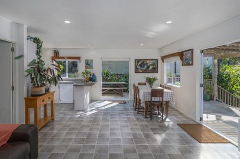 Photo of property in 19 Grange Road, Hahei, Whitianga, 3591