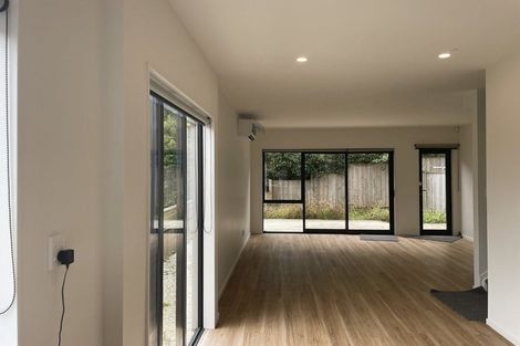 Photo of property in 6 Korokio Lane, Henderson, Auckland, 0612