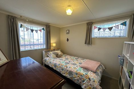 Photo of property in 20 Tawhara Place, Edgecumbe, 3120