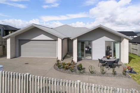 Photo of property in 3 Pataki Place, Omokoroa, 3114