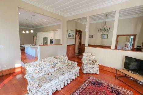 Photo of property in 365 Corbett Road, Paraite, New Plymouth, 4373