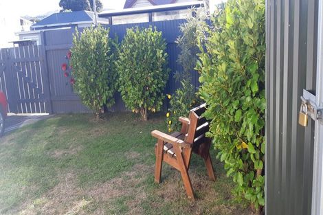 Photo of property in 390-392 Jackson Street, Petone, Lower Hutt, 5012