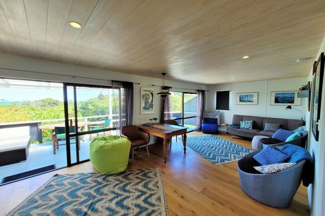 Photo of property in 6569 Pouto Road, Pouto, 0391