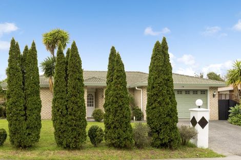 Photo of property in 2 Ferngrove Avenue, Ranui, Auckland, 0612