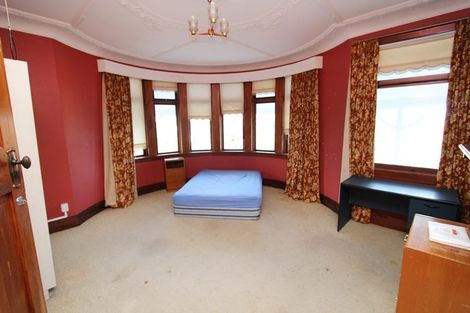 Photo of property in 40 Manor Place, Dunedin Central, Dunedin, 9016