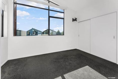 Photo of property in 3 Courage Road, Papakura, 2110