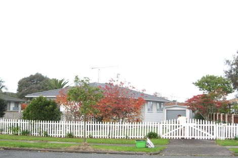 Photo of property in 40 Casuarina Road, Half Moon Bay, Auckland, 2012