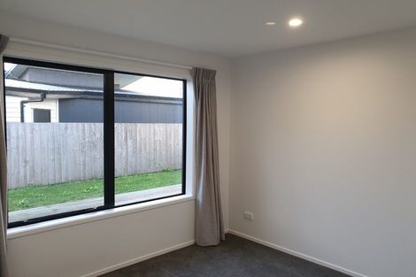 Photo of property in 10 Mutetai Road, Clarks Beach, 2122