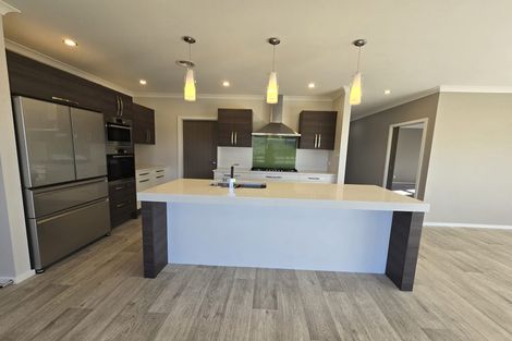 Photo of property in 116 Endeavour Drive, Whitby, Porirua, 5024