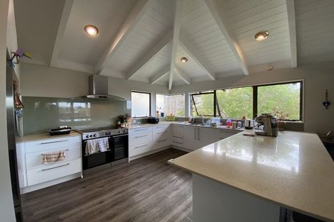 Photo of property in 6 Lingham Crescent, Torbay, Auckland, 0630